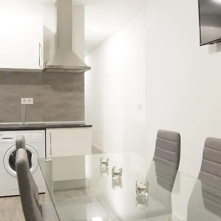 Comodo Y Agradable Estudio En Madrid Centro A3 Exterior photo